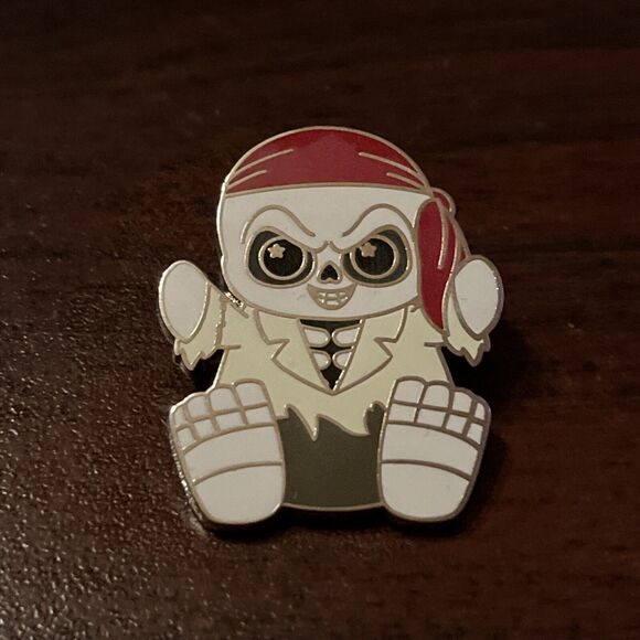 Disney Pirates Of‎ The Caribbean Jack Sparrow Skeleton Wishable Pin - Picture 1 of 4